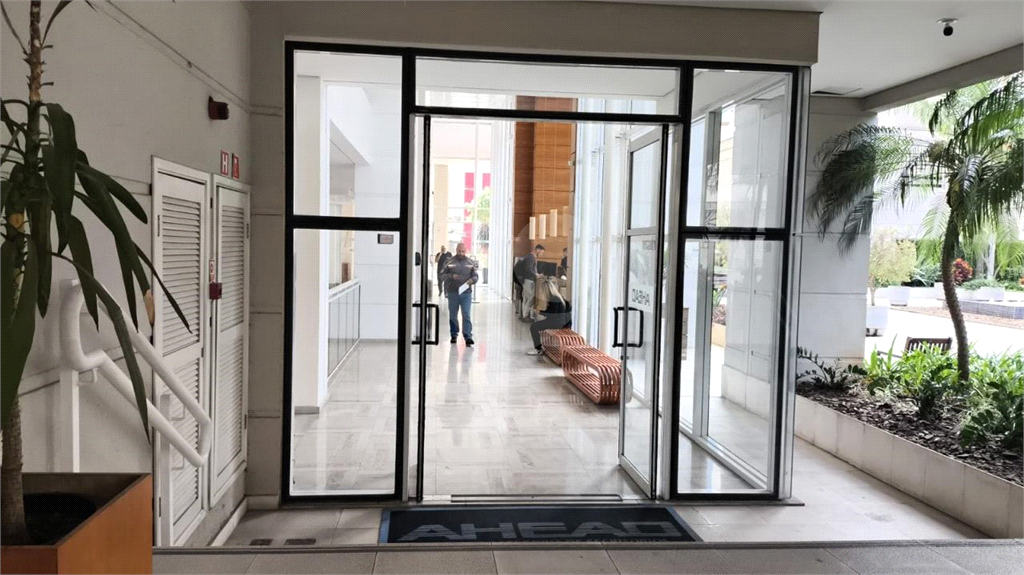 Sala Comercial para Venda – 100m do Metrô Faria Lima