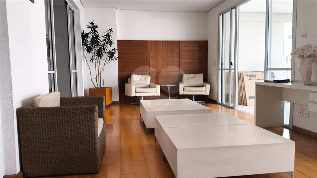 Sala Comercial para Venda – 100m do Metrô Faria Lima