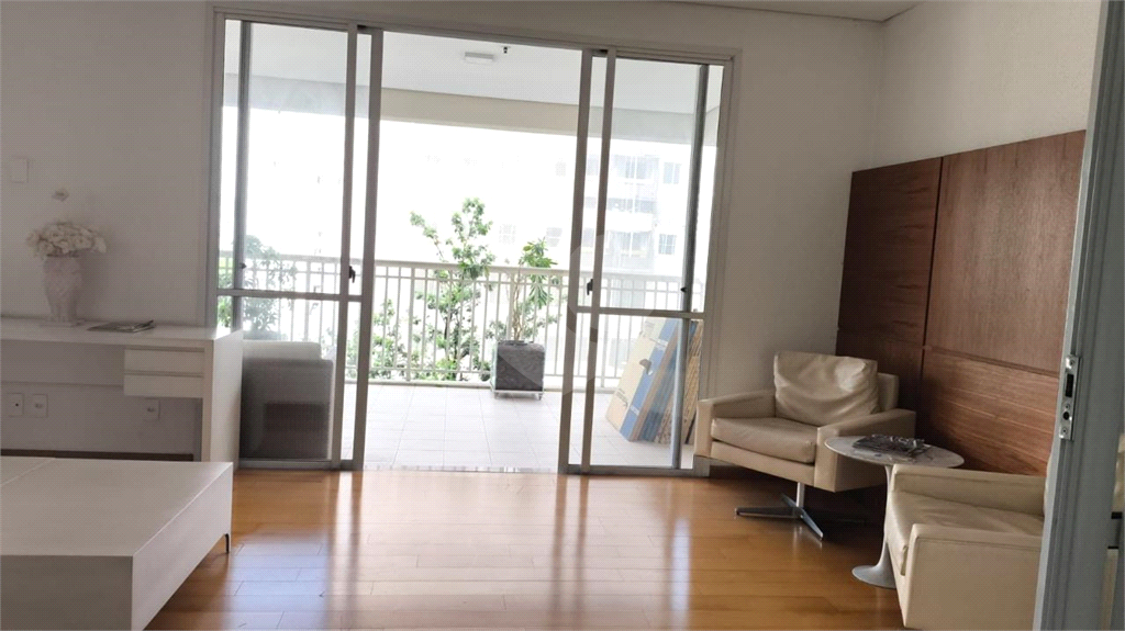 Sala Comercial para Venda – 100m do Metrô Faria Lima