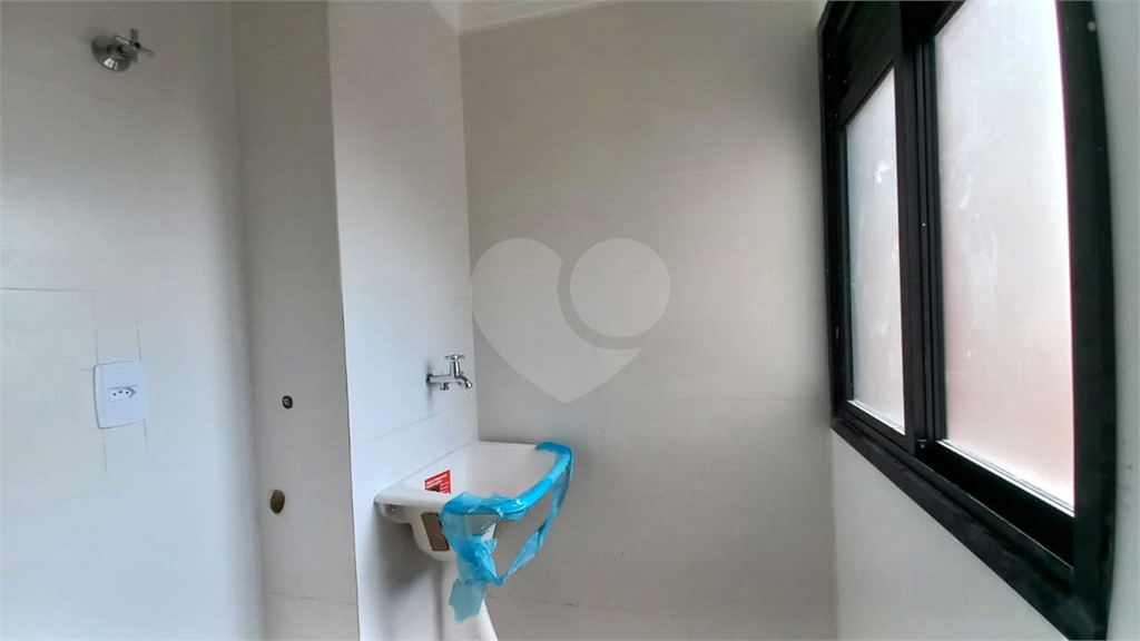 Apartamento 02 dormitórios sem vaga Água Fria 
