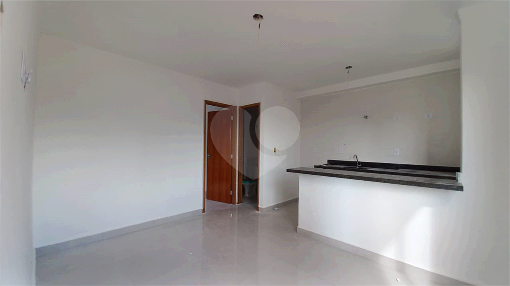Apartamento 02 dormitórios sem vaga Água Fria 