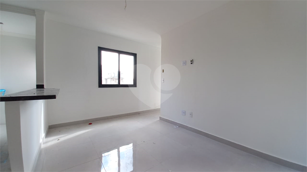 Apartamento 02 dormitórios sem vaga Água Fria 