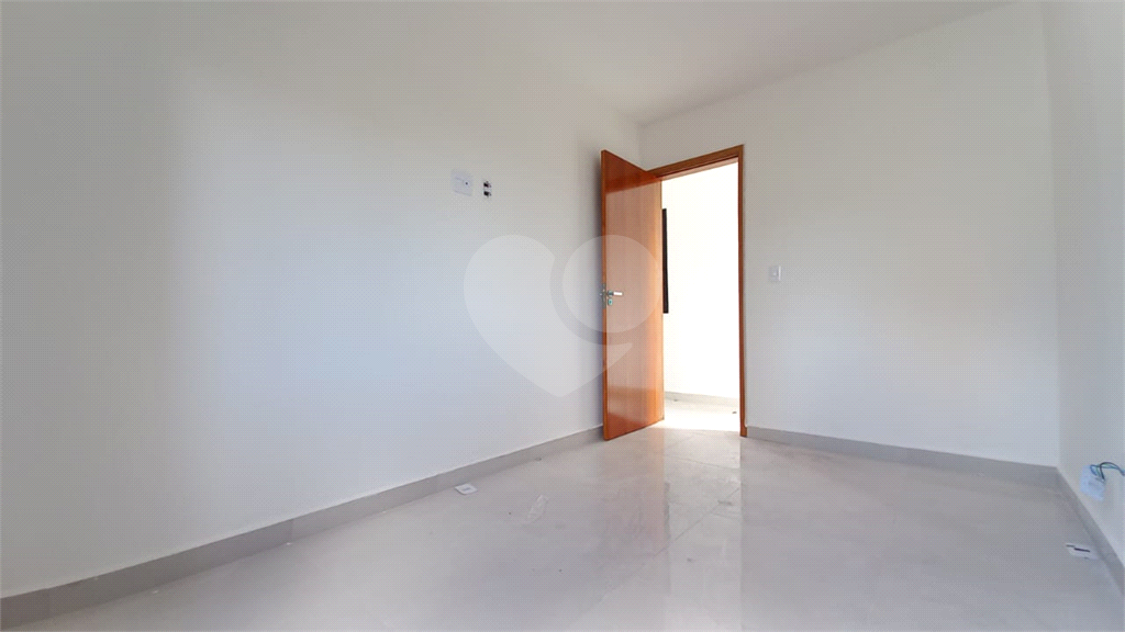 Apartamento 02 dormitórios sem vaga Água Fria 