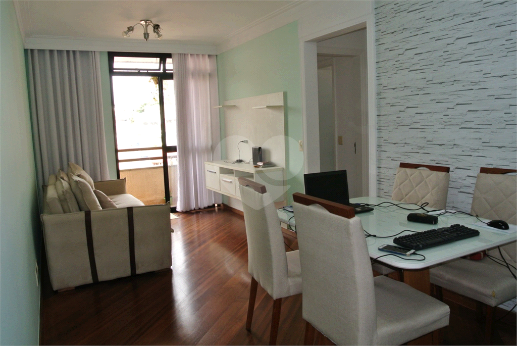 Apartamento em Pirituba com 70m2. 2 quartos, sendo um suíte, 2 banheiros e 2 vagas.