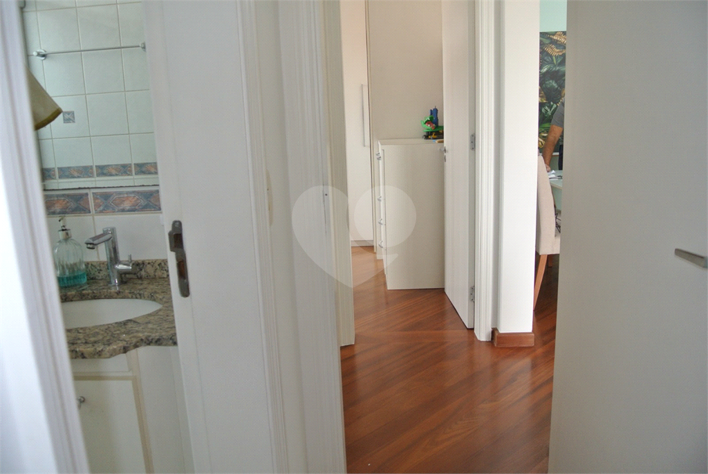 Apartamento em Pirituba com 70m2. 2 quartos, sendo um suíte, 2 banheiros e 2 vagas.