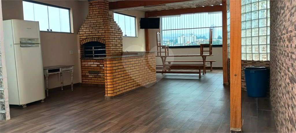 Apartamento em Pirituba com 70m2. 2 quartos, sendo um suíte, 2 banheiros e 2 vagas.