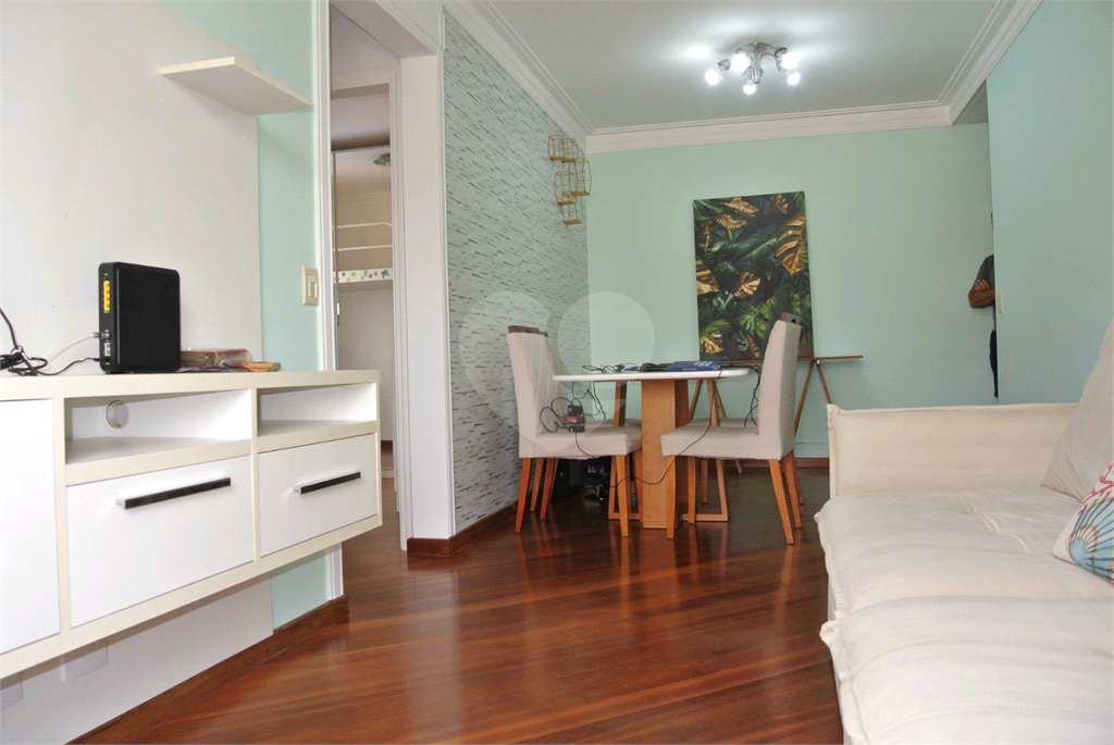Apartamento em Pirituba com 70m2. 2 quartos, sendo um suíte, 2 banheiros e 2 vagas.