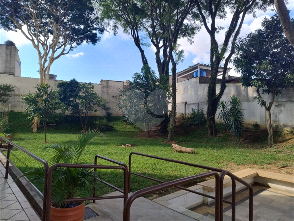 APARTAMENTO em TUCURUVI