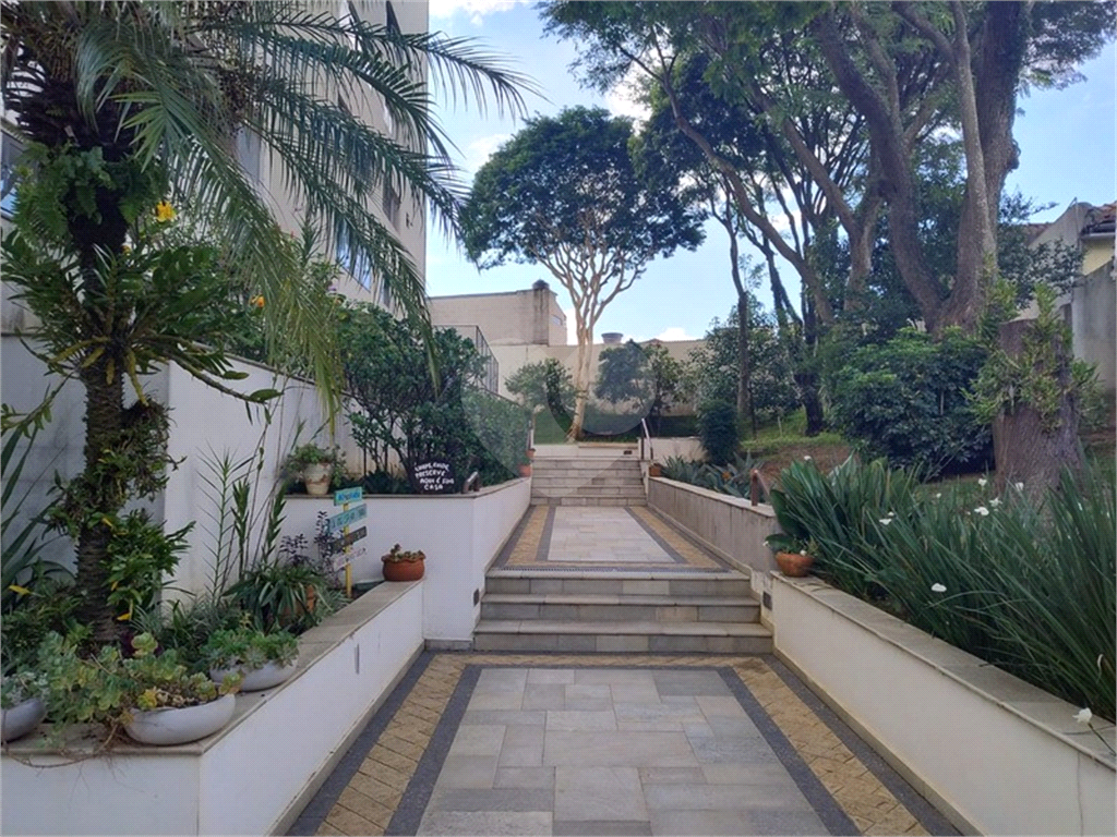 APARTAMENTO em TUCURUVI