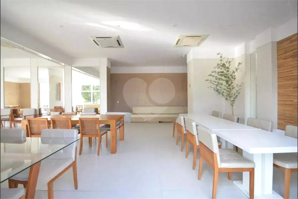Apartamento totalmente reformado com 128m² - 3 suítes - varanda gourmet - lazer completo