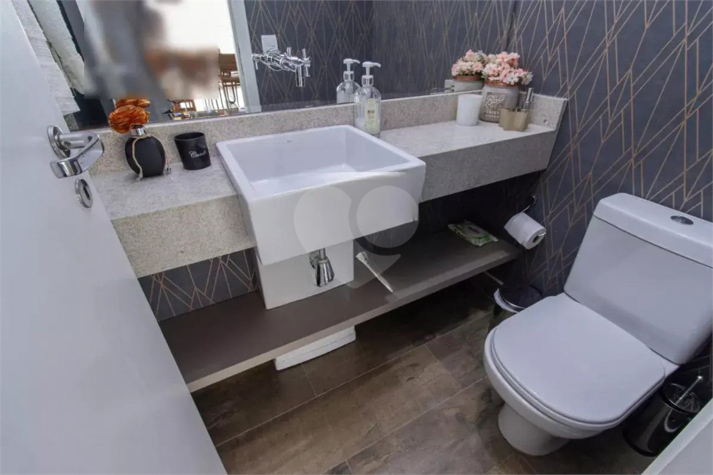Apartamento totalmente reformado com 128m² - 3 suítes - varanda gourmet - lazer completo