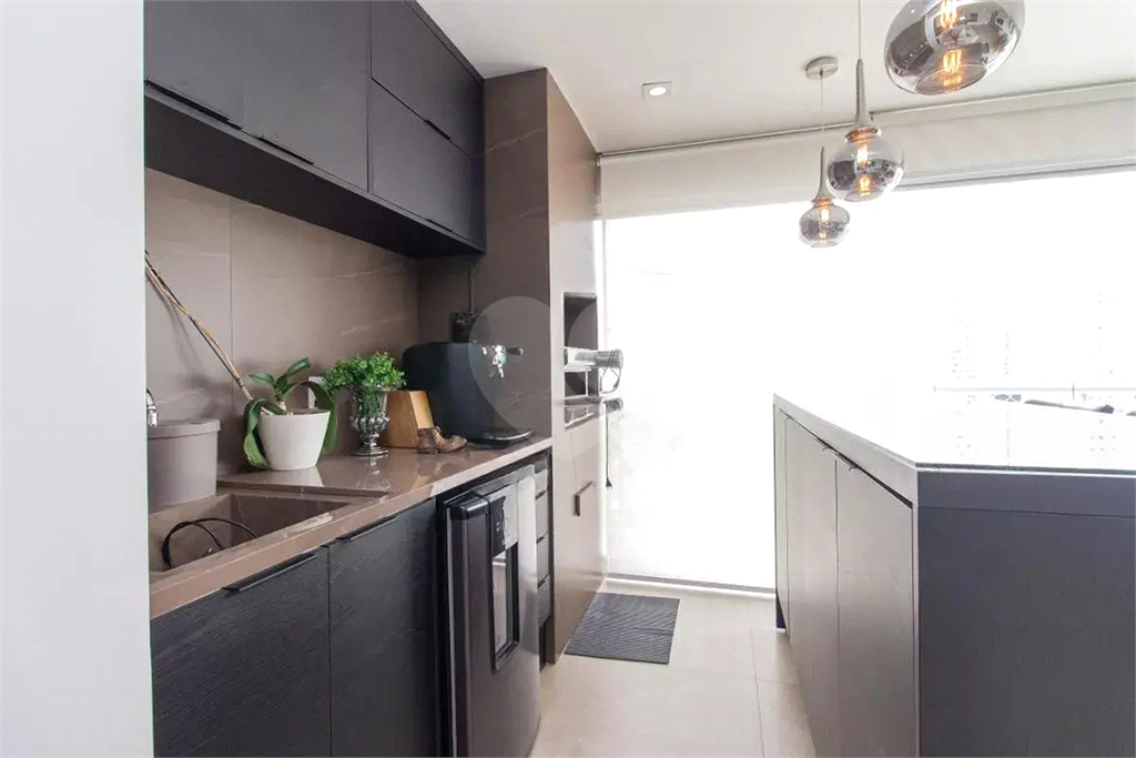 Apartamento totalmente reformado com 128m² - 3 suítes - varanda gourmet - lazer completo