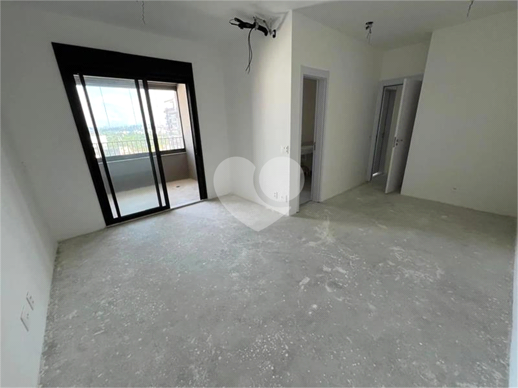 APARTAMENTO em PINHEIROS