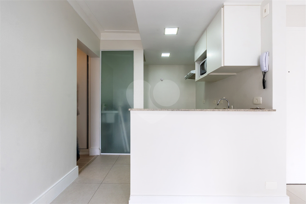 Imóvel 75m² 2 quartos, a suíte com closet, piscina e academia 2 vagas Jardins