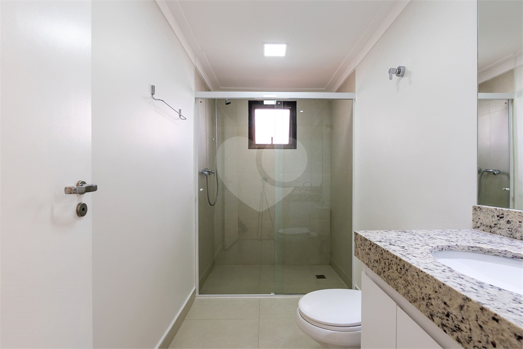 Imóvel 75m² 2 quartos, a suíte com closet, piscina e academia 2 vagas Jardins