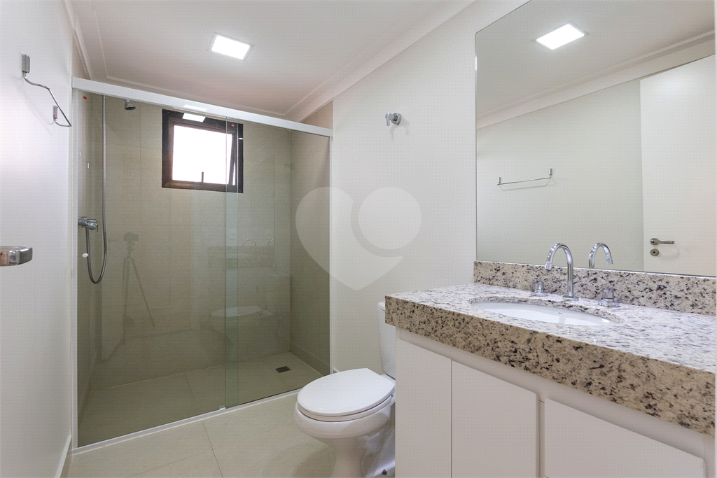 Imóvel 75m² 2 quartos, a suíte com closet, piscina e academia 2 vagas Jardins