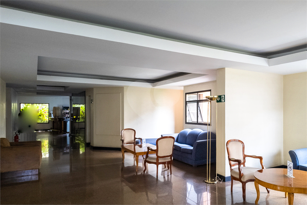 Imóvel 75m² 2 quartos, a suíte com closet, piscina e academia 2 vagas Jardins