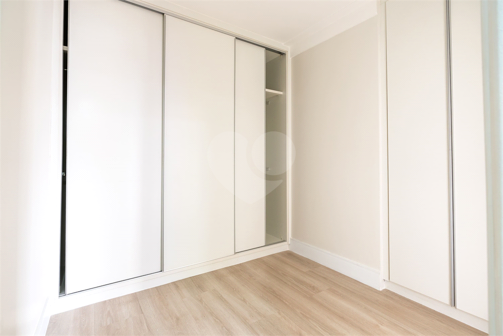 Imóvel 75m² 2 quartos, a suíte com closet, piscina e academia 2 vagas Jardins