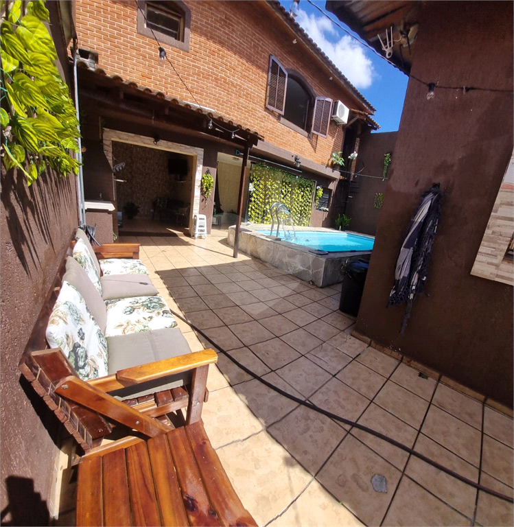 SOBRADO em SANTA TERESINHA