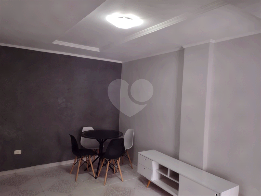 
Imóvel comercial ou residencial, com excelente localização — em frente ao Colégio Jardim São Paulo, em uma das áreas mais nobres da Zona Norte.
