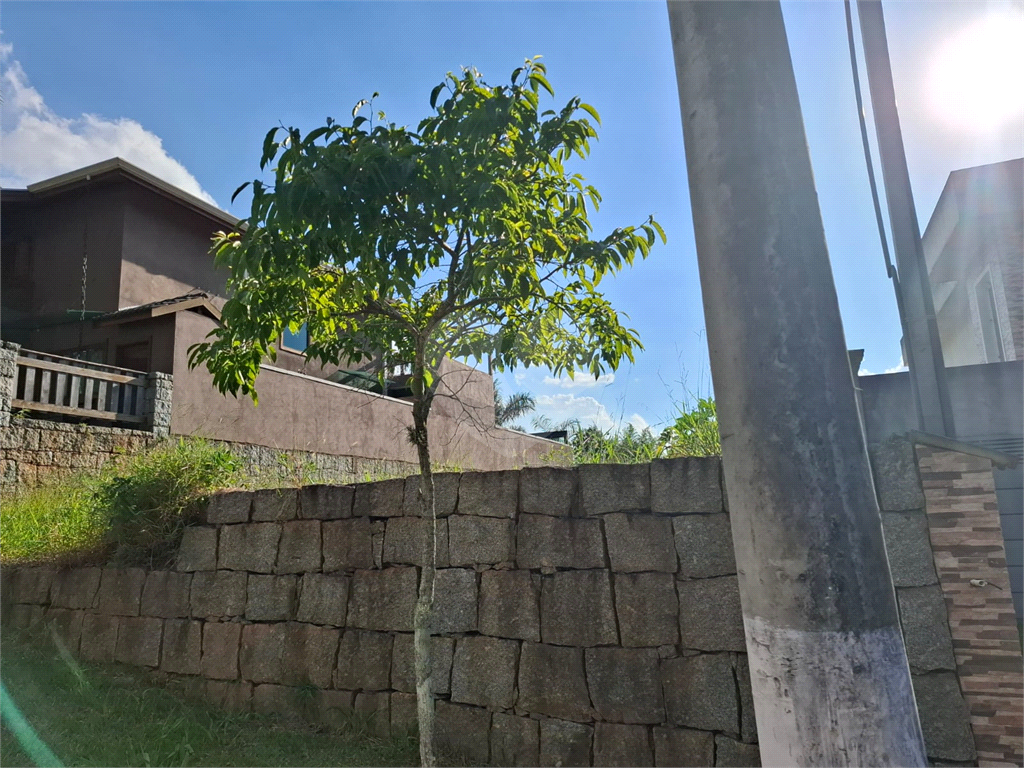 Terreno PLANO no condomínio “Parque Itaguaçu da Cantareira” com 396m2 de área