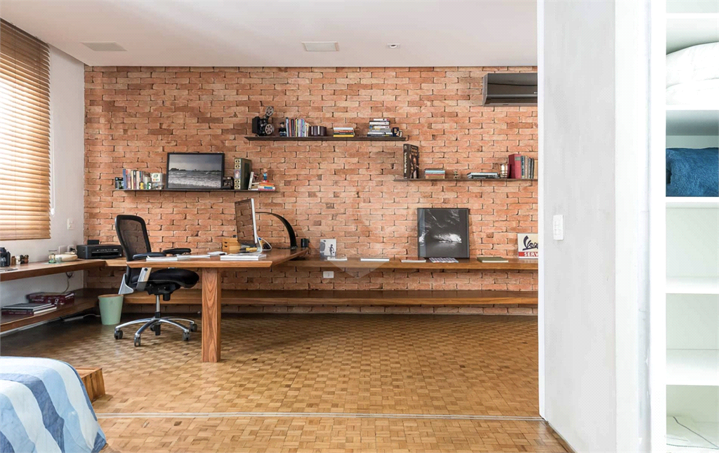 Apartamento Reformado à Venda no Jardim América – 1 Suíte, 135m², parte plana dos Jardins