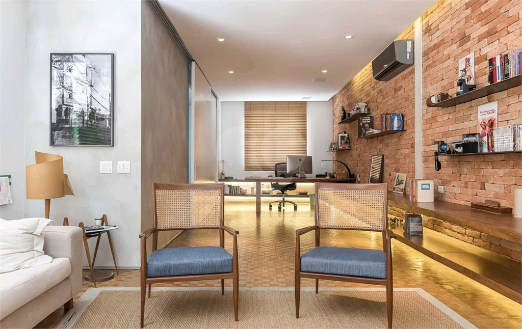 Apartamento Reformado à Venda no Jardim América – 1 Suíte, 135m², parte plana dos Jardins