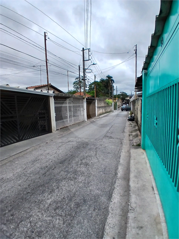Casa com 2 dormitorios na Vila Nova Carolina a venda