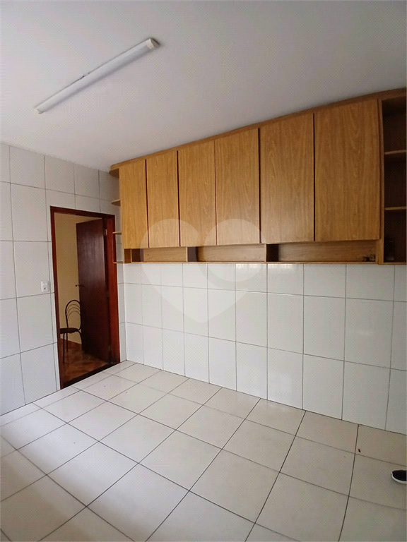 Casa com 2 dormitorios na Vila Nova Carolina a venda