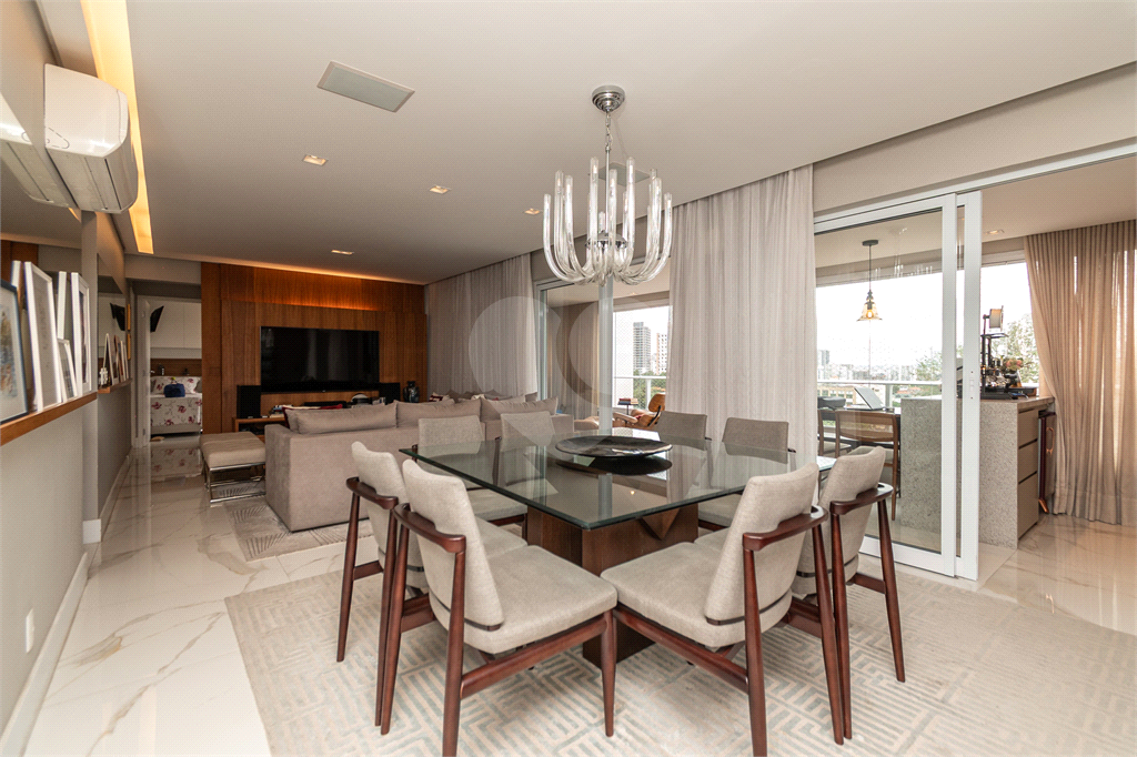 Apartamento com 124m² - 3 suítes - varanda gourmet -mobiliado - condomínio com lazer completo
