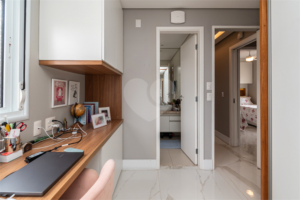 Apartamento com 124m² - 3 suítes - varanda gourmet -mobiliado - condomínio com lazer completo