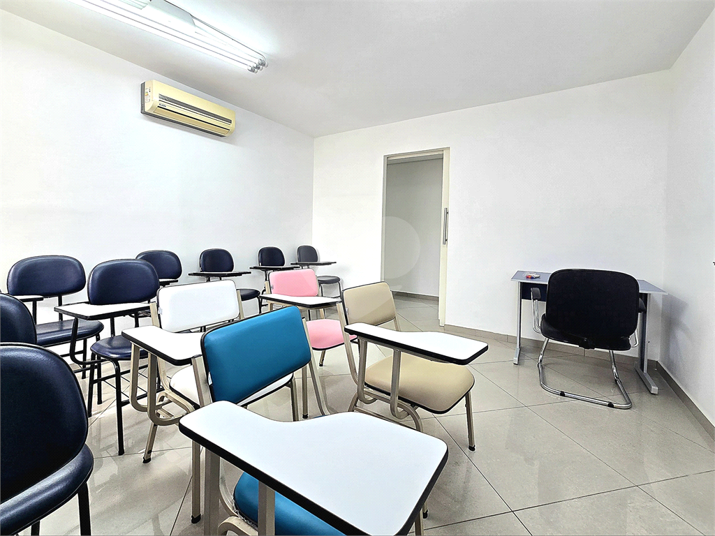 Sala comercial para venda com 1 sala grande 1 banheiro 1 vaga na Bela Vista São Paulo - SP
