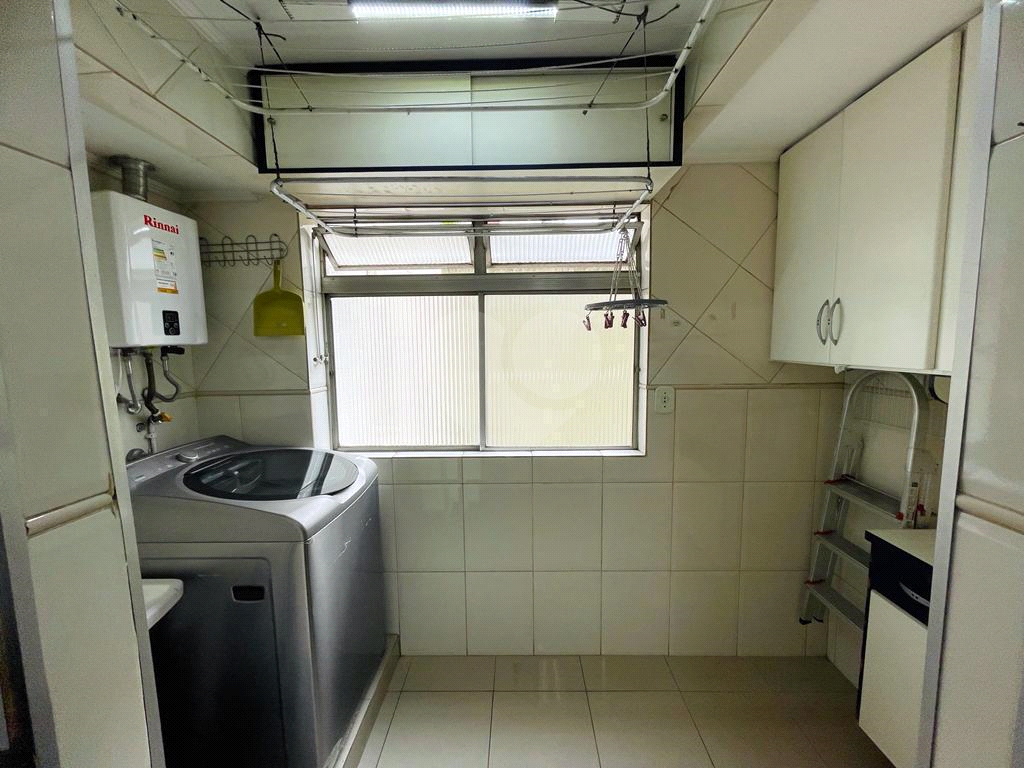 APARTAMENTO em TATUAPÉ