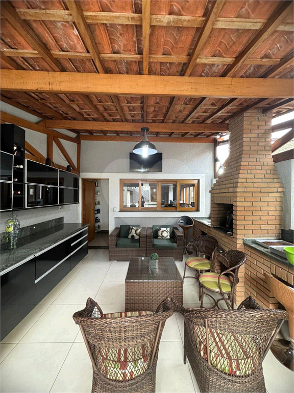 Sobrado a venda | 370m² | 3 dormitorios ( 3 suites) |  3 vagas na Saude