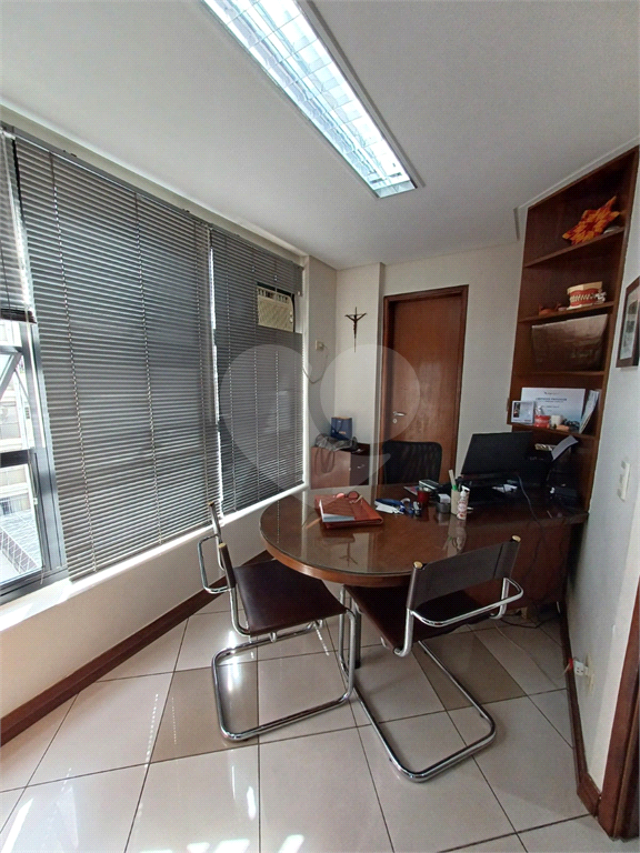 Sala Comercial à Venda – 210m do Metrô Santana!