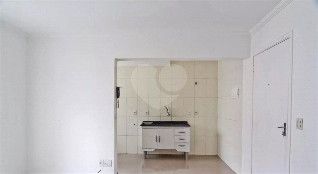 APARTAMENTO em CASA VERDE