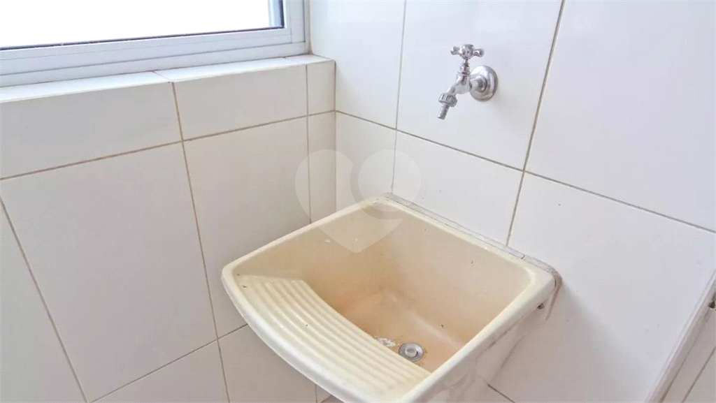 APARTAMENTO em CASA VERDE
