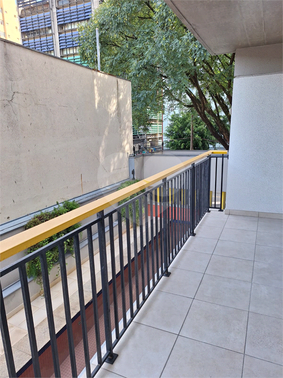 APARTAMENTO em SANTANA
