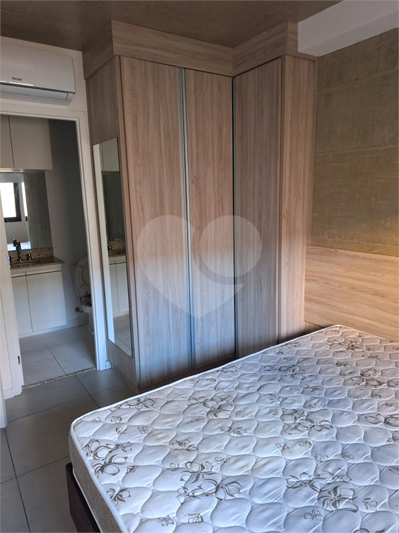 APARTAMENTO em SANTANA
