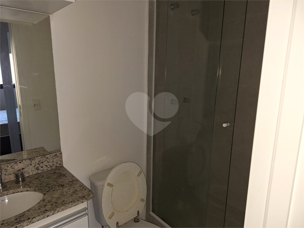 APARTAMENTO em SANTANA
