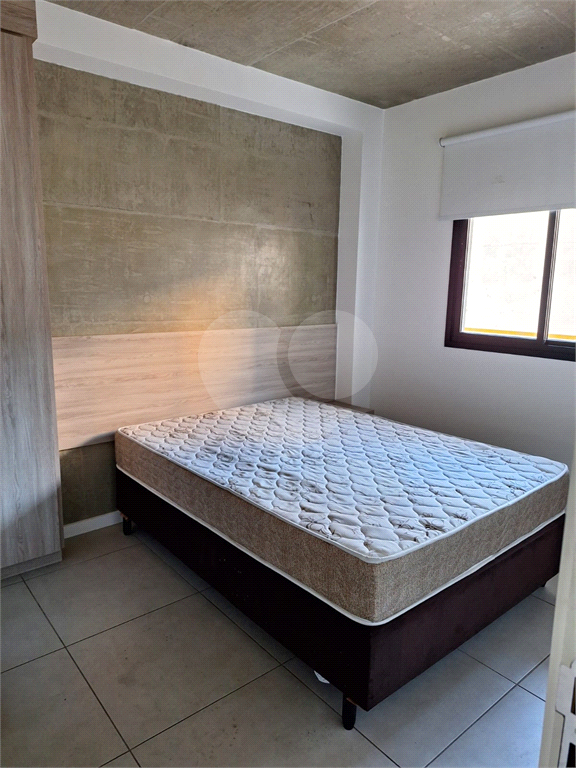 APARTAMENTO em SANTANA
