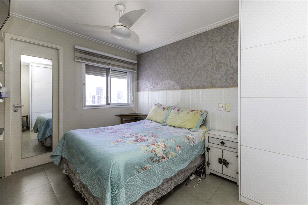 APARTAMENTO 68 m², 2 QUARTOS E 2 VAGAS NO BROOKLIN - S.P. PARA VENDA OU LOCAÇÃO