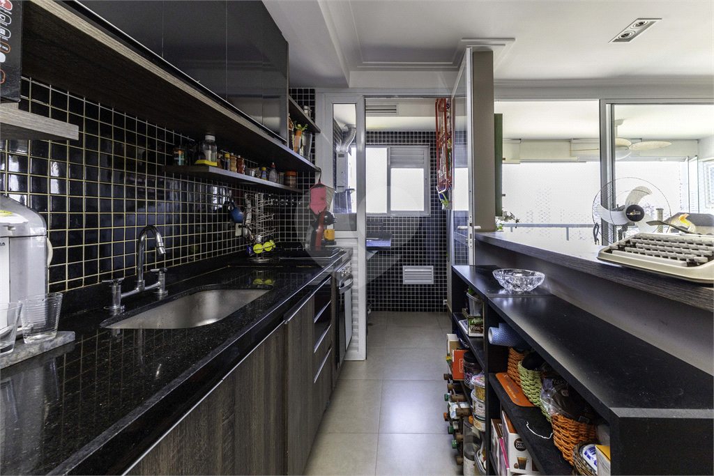 APARTAMENTO 68 m², 2 QUARTOS E 2 VAGAS NO BROOKLIN - S.P. PARA VENDA OU LOCAÇÃO