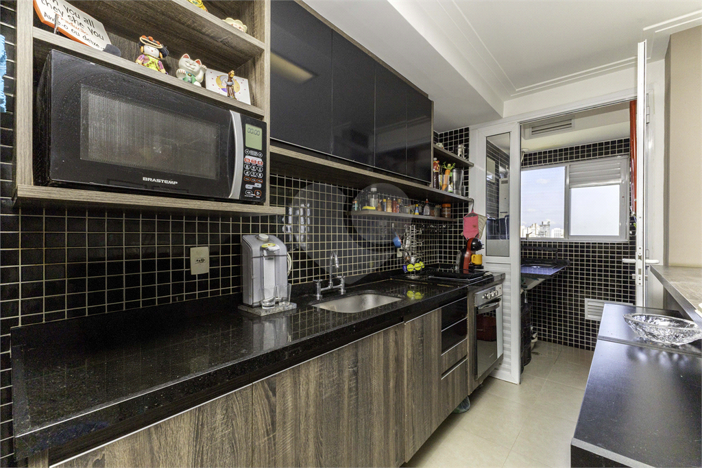 APARTAMENTO 68 m², 2 QUARTOS E 2 VAGAS NO BROOKLIN - S.P. PARA VENDA OU LOCAÇÃO