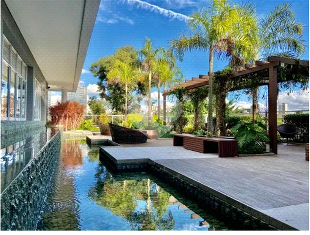 APARTAMENTO 68 m², 2 QUARTOS E 2 VAGAS NO BROOKLIN - S.P. PARA VENDA OU LOCAÇÃO