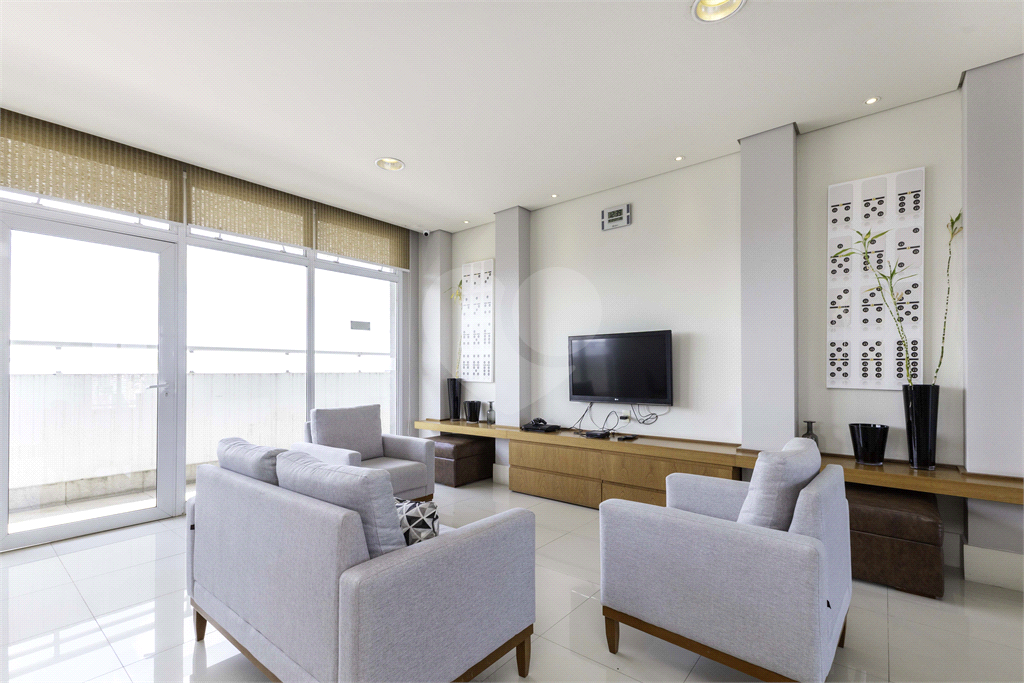 APARTAMENTO 68 m², 2 QUARTOS E 2 VAGAS NO BROOKLIN - S.P. PARA VENDA OU LOCAÇÃO
