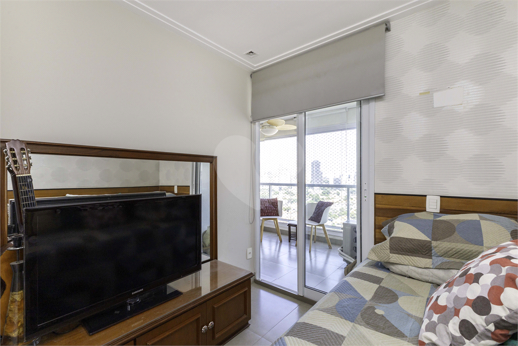 APARTAMENTO 68 m², 2 QUARTOS E 2 VAGAS NO BROOKLIN - S.P. PARA VENDA OU LOCAÇÃO