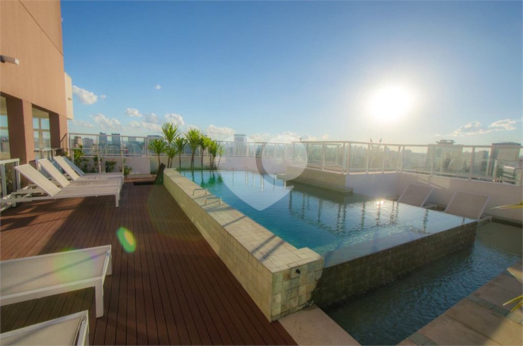APARTAMENTO 68 m², 2 QUARTOS E 2 VAGAS NO BROOKLIN - S.P. PARA VENDA OU LOCAÇÃO