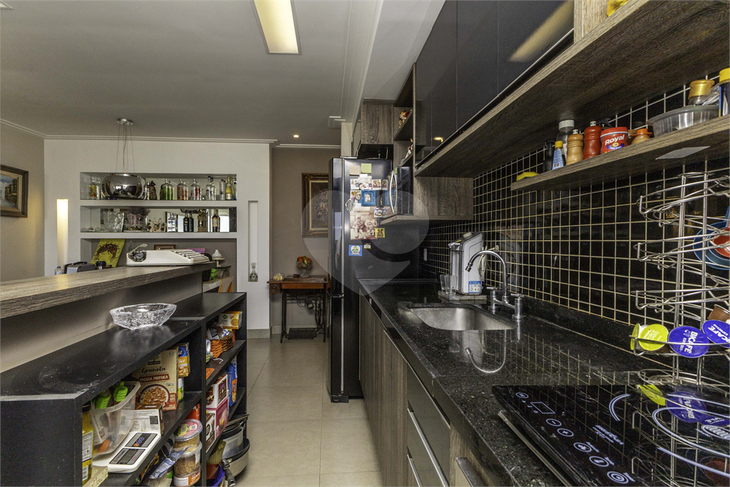 APARTAMENTO 68 m², 2 QUARTOS E 2 VAGAS NO BROOKLIN - S.P. PARA VENDA OU LOCAÇÃO