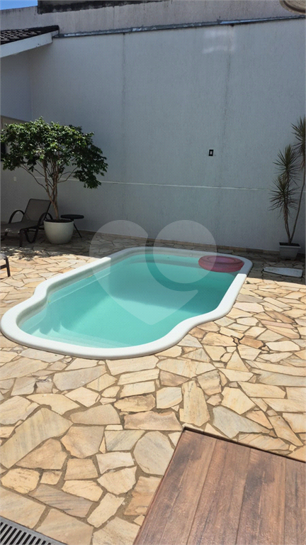 SOBRADO em CONVÍVIO RESIDENCIAL SANTANA